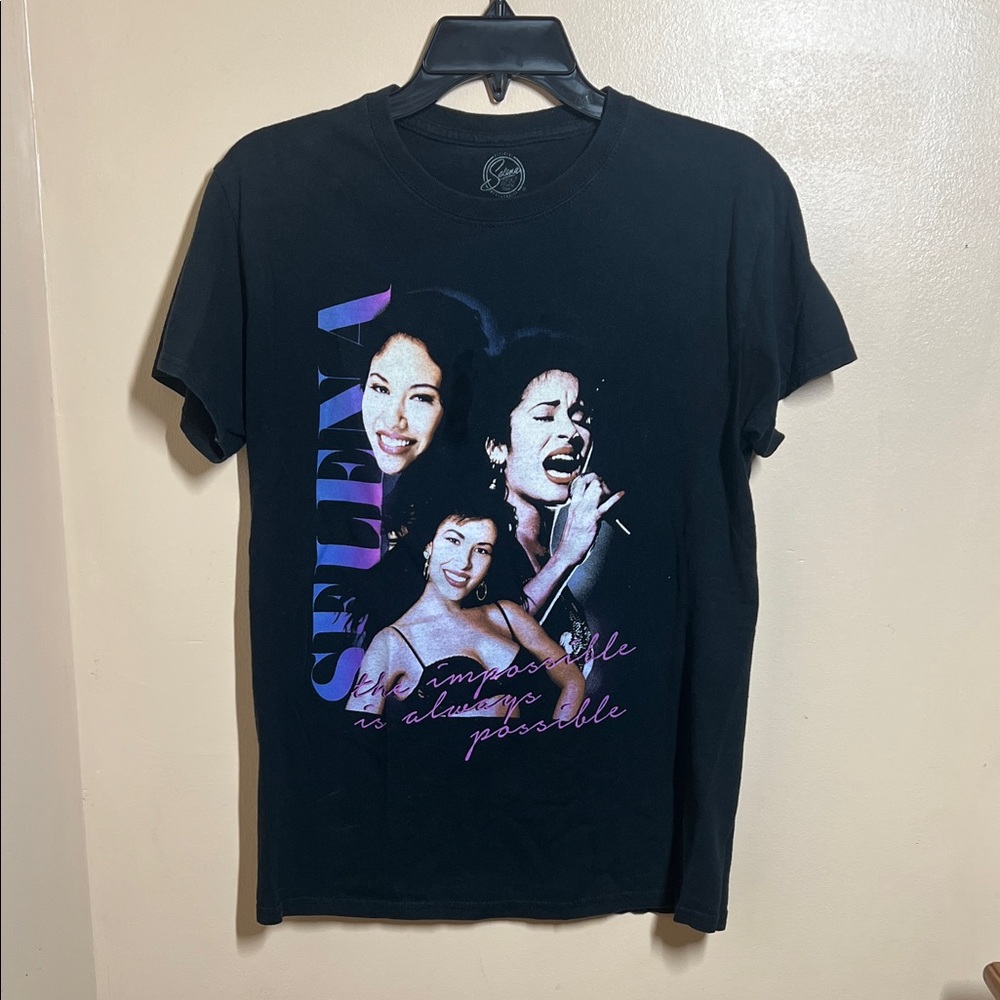 Black Short Sleeve Graphic Tee - Selena Tribute